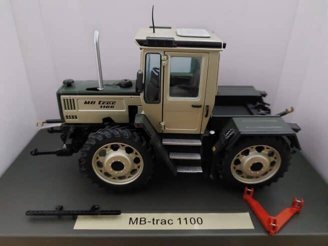 MB Trac 1100 Distelgroen (1987-1991) op Cultuur Banden