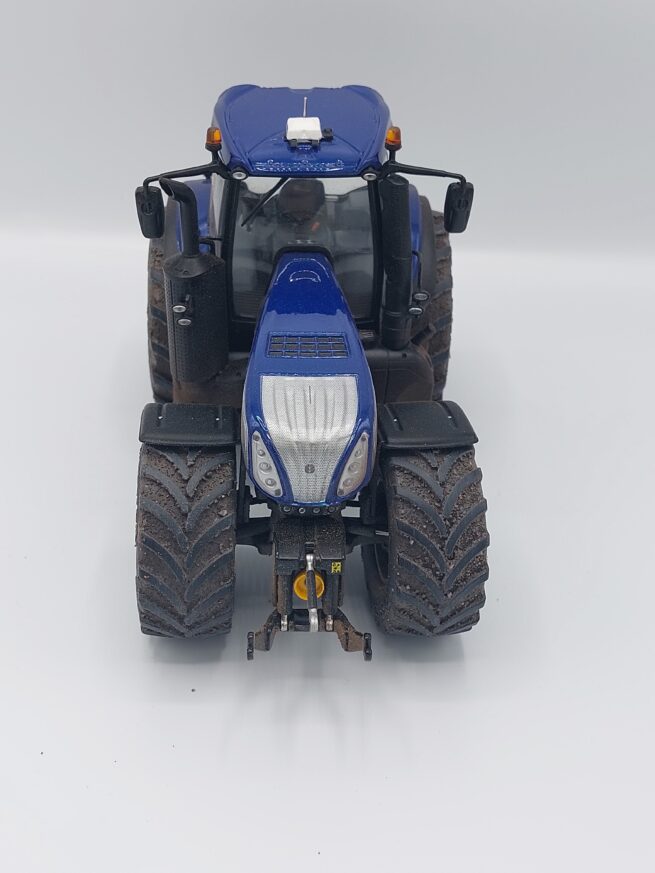 New Holland T8.435 Blue Power met Stoflook & Vredestein Banden