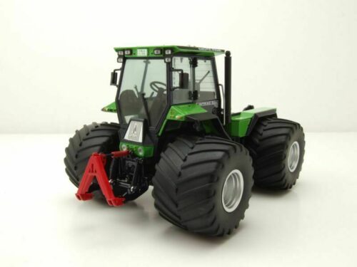 Deutz-Fahr Intrac 6.60 op Terra Banden