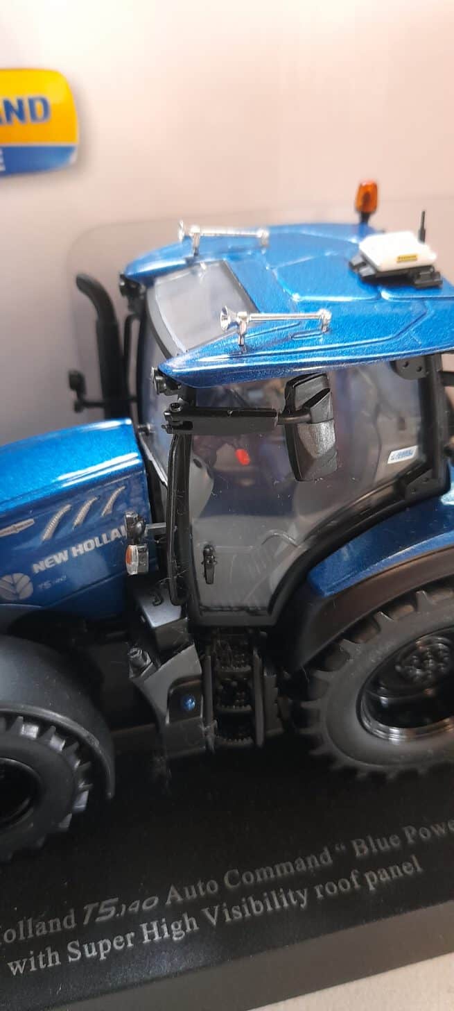 New Holland T5.140 Blue Power Low Cab Panorama