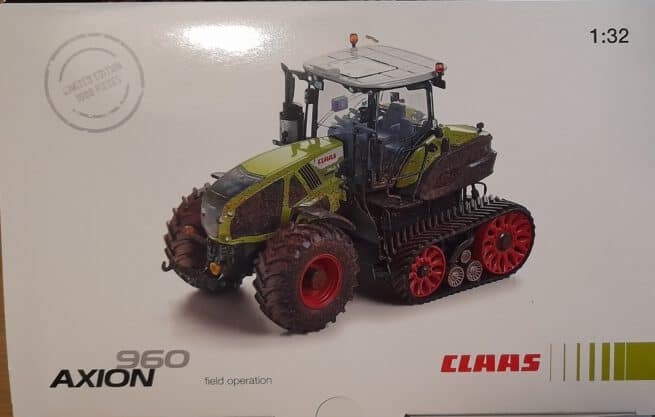 Claas Axion 960 TT Field Operation