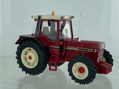 International 1056 XL