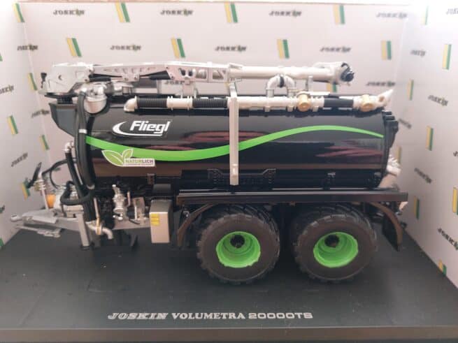 Fliegl Black Volumetra 20000 TS Tandemasser Mesttank