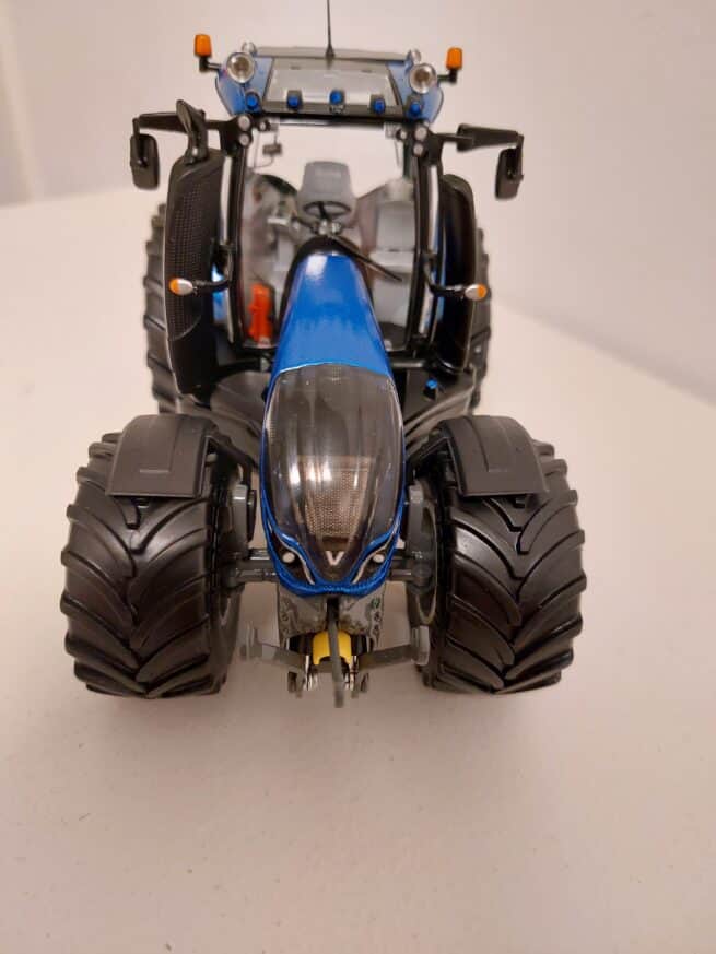 Valtra T214 (Verbouwd)