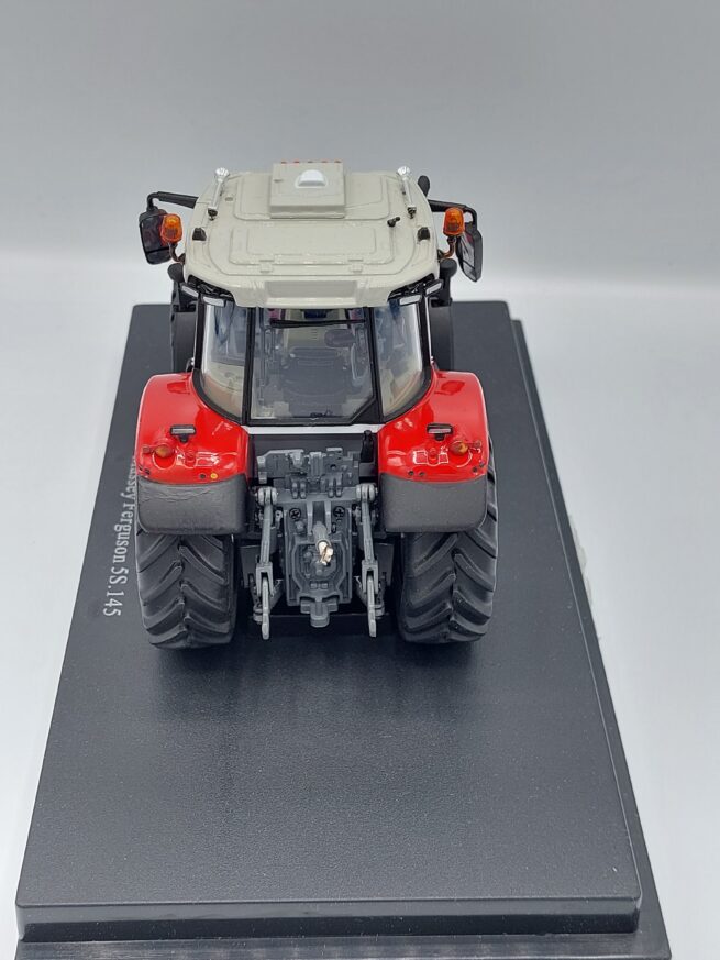 Massey Ferguson 5S.145 (Verbouwd)