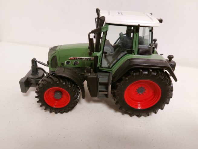 Fendt 820 Vario