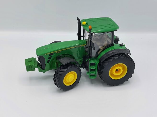 John Deere 8295R (2009)