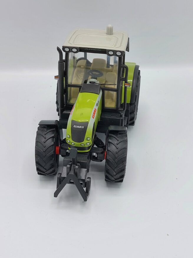 Claas Ares 697ATZ