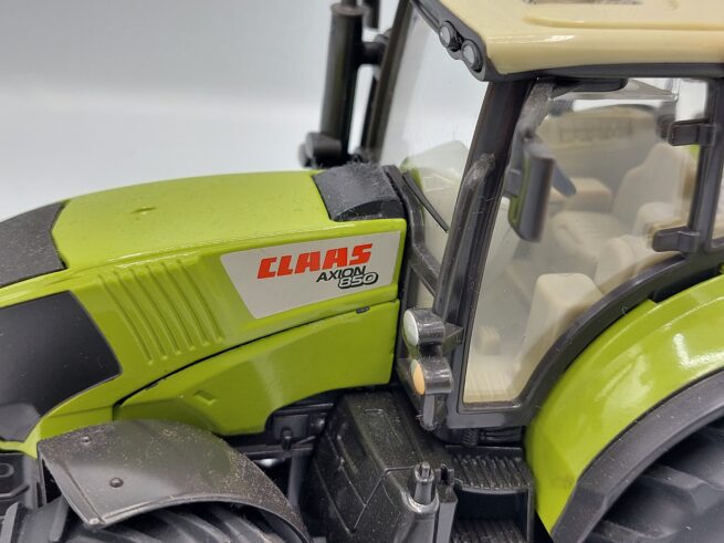 Claas Axion 850