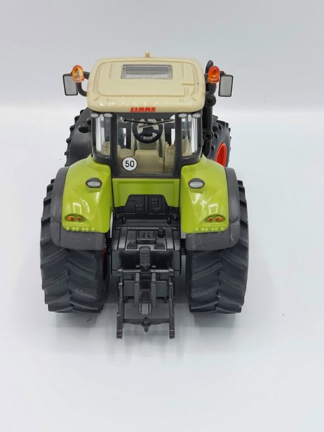 Claas Axion 850