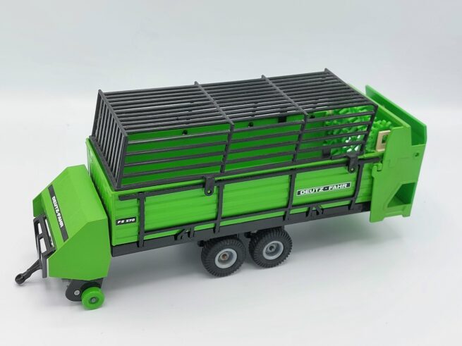 Deutz Fahr FE 570 Opraap-Doseerwagen SK3150