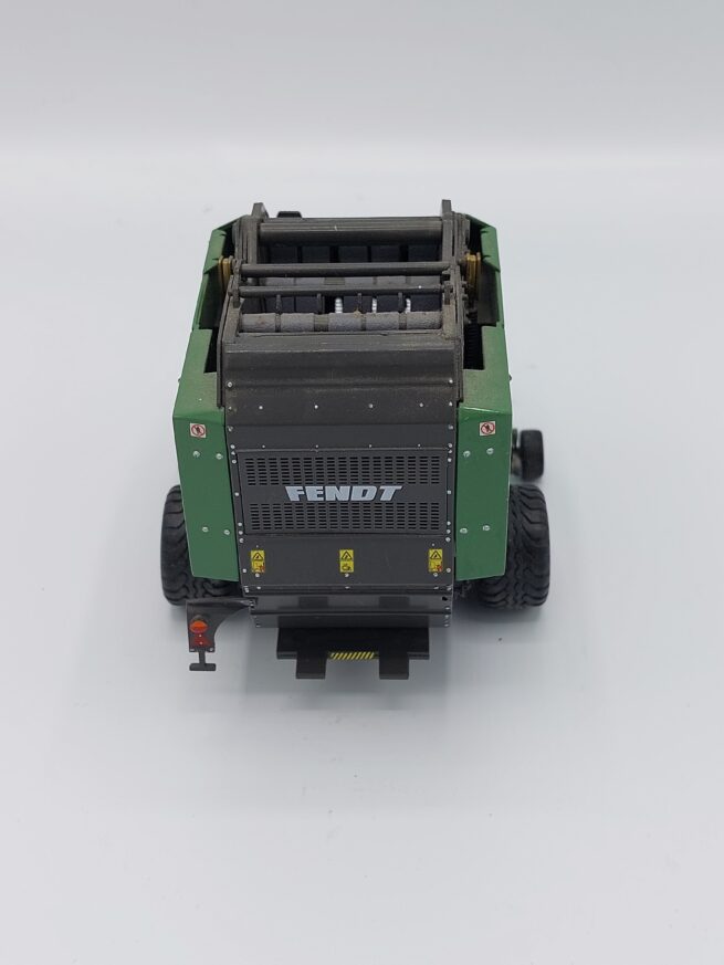Fendt 2900 V Ronde Balen Pers (Schade) UH2658
