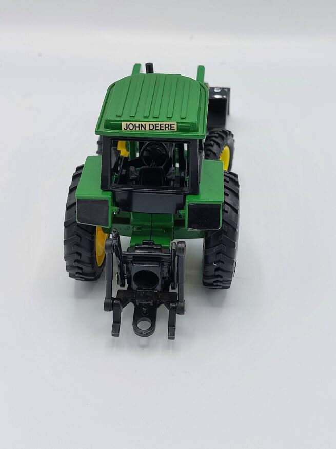 John Deere 3350 met Voorlader (Schade) ERTL5647