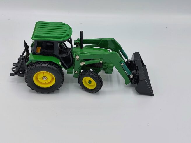 John Deere 3350 met Voorlader