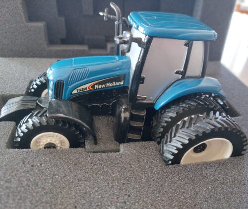 New Holland TG 255 ERTL13655