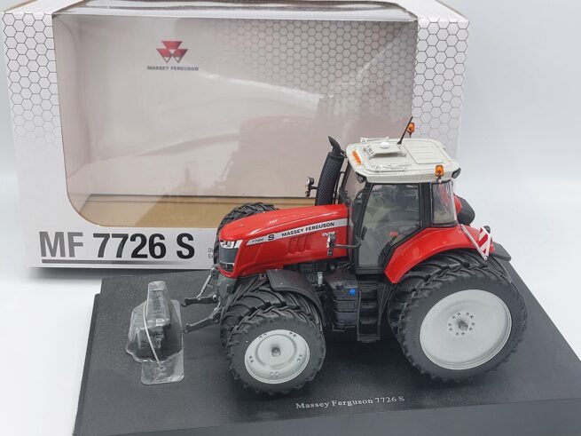 Massey Ferguson 7726S (Verbouwd)