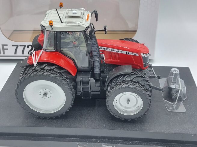 Massey Ferguson 7726S (Verbouwd)