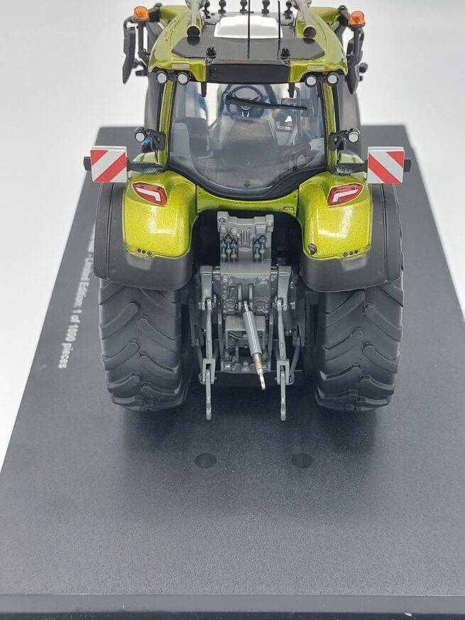 Valtra Q305 Olive Green (Verbouwd)