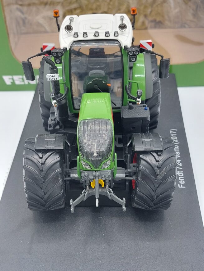 Fendt 724 Vario (2017) Nature Green (Verbouwd)