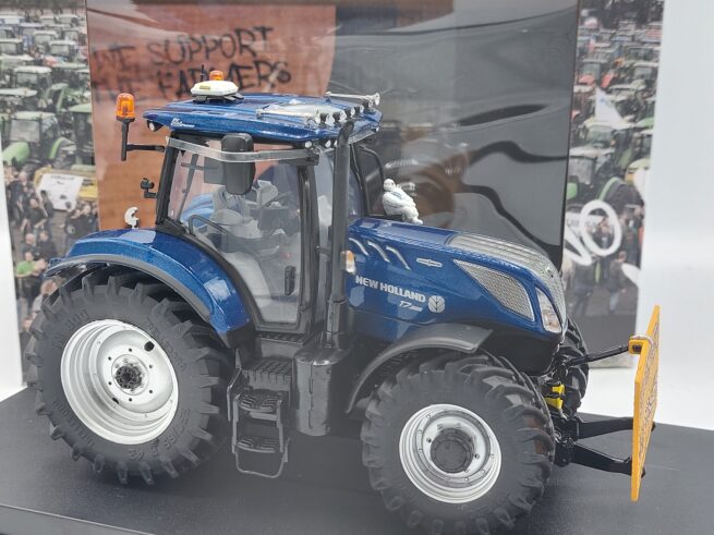 No Farmers, No Food New Holland T7.225 Blue Power (Aangepast)