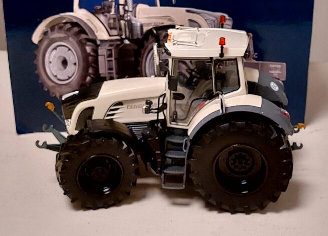 Fendt 939 Vario Wit Agritechnica 2013 (Verbouwd)
