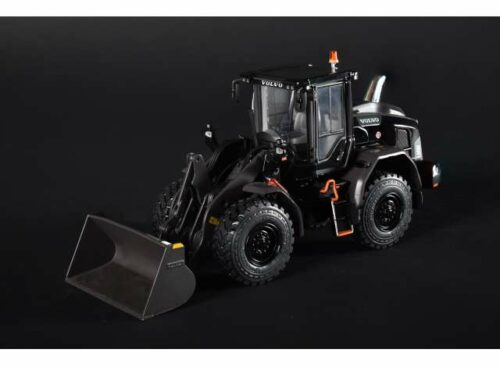 Volvo L60H Shovel op Michelin Banden Black Limited Edition AT3200119