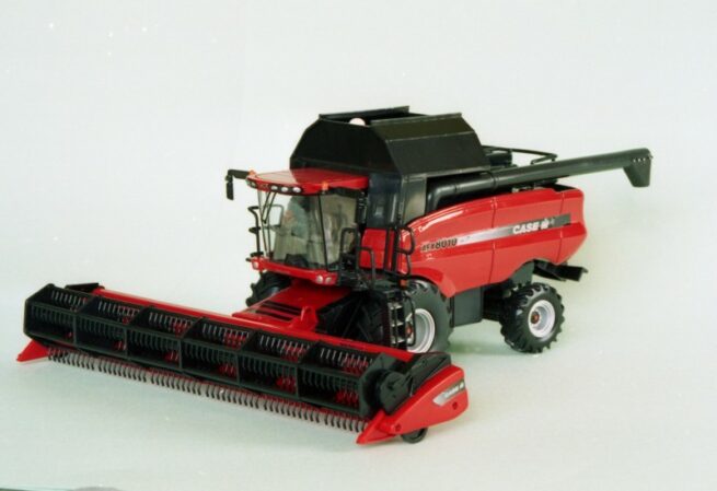 Case IH Axial-Flow AFX 8010 Combine BR40972