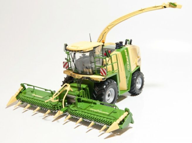 Krone BiG X 1000 met Krone Easy Collect T7500 Maisbek