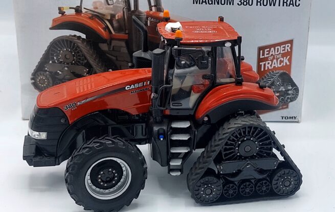 Case IH Magnum 380 Rowtrac Farm Show 2015 ERTL14952A