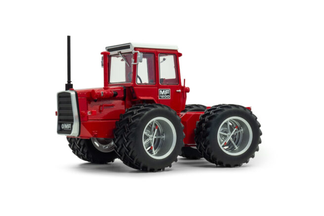 Massey Ferguson 1200 met Molcon Dubbellucht Limited Edition UH6700